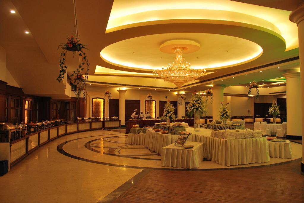 Hotel Gulmor Ludhiana Exterior foto